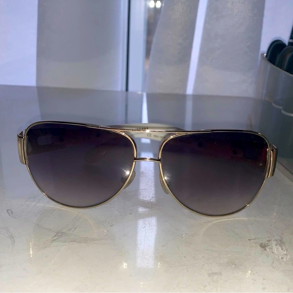 SOLD‼️ Marc Jacobs Aviator Sunglasses 🕶️🌹🥰 - Picture 2 of 5